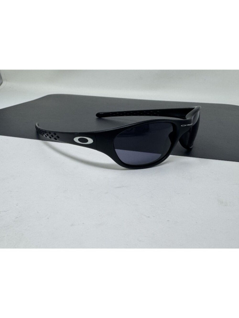 1997 Vintage Oakley Fives 1.0 Matte Black Sunglasses - Gem